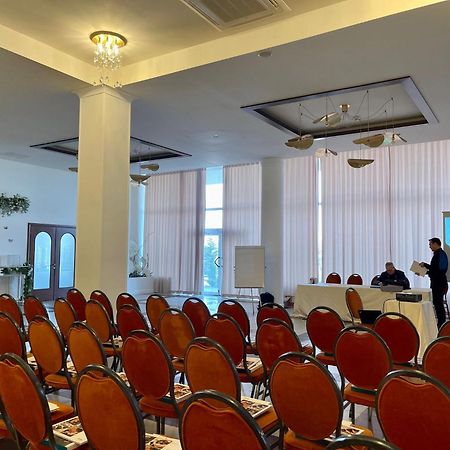 Hotel Aurelia Chisoda Экстерьер фото