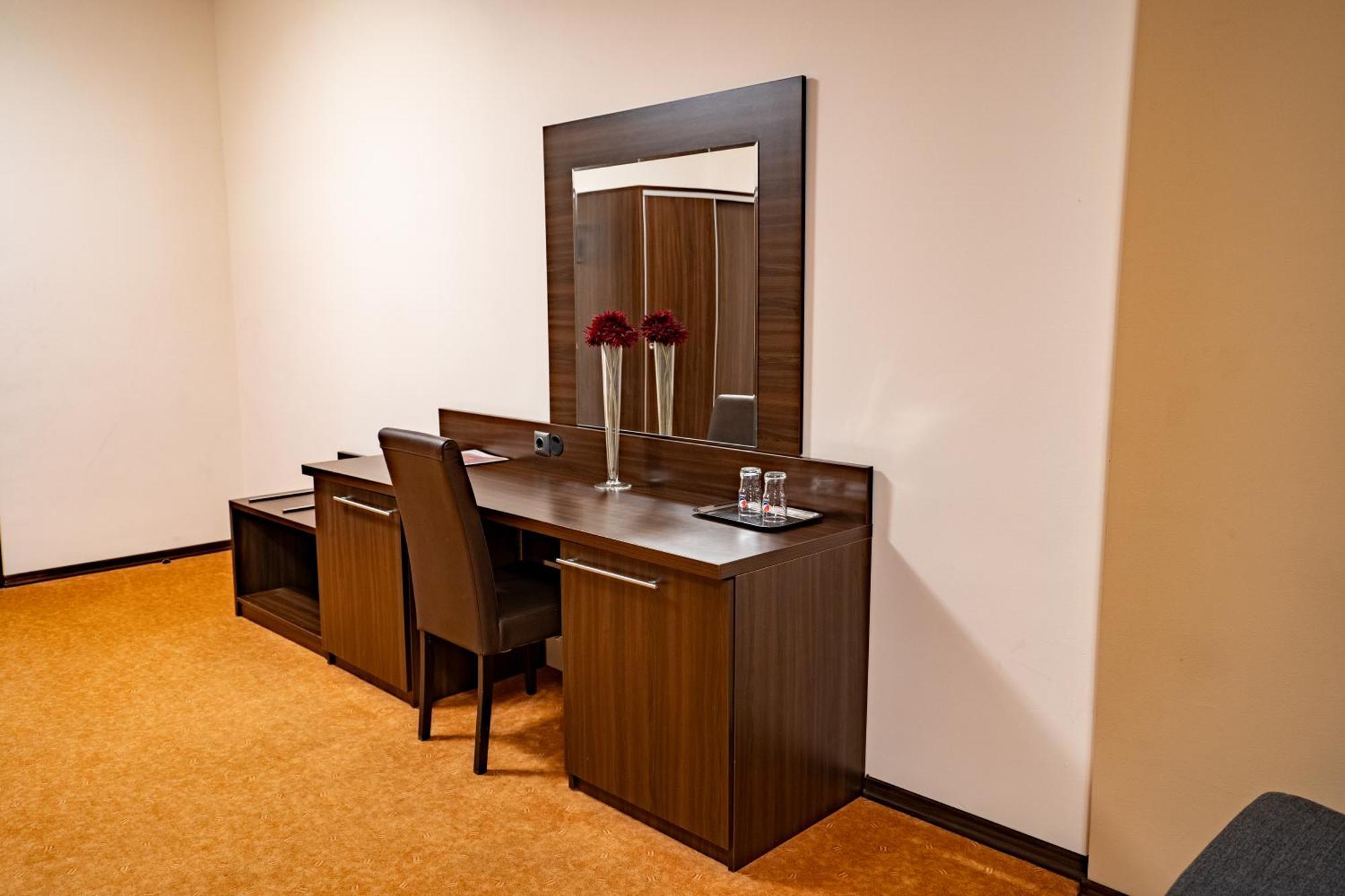 Hotel Aurelia Chisoda Экстерьер фото