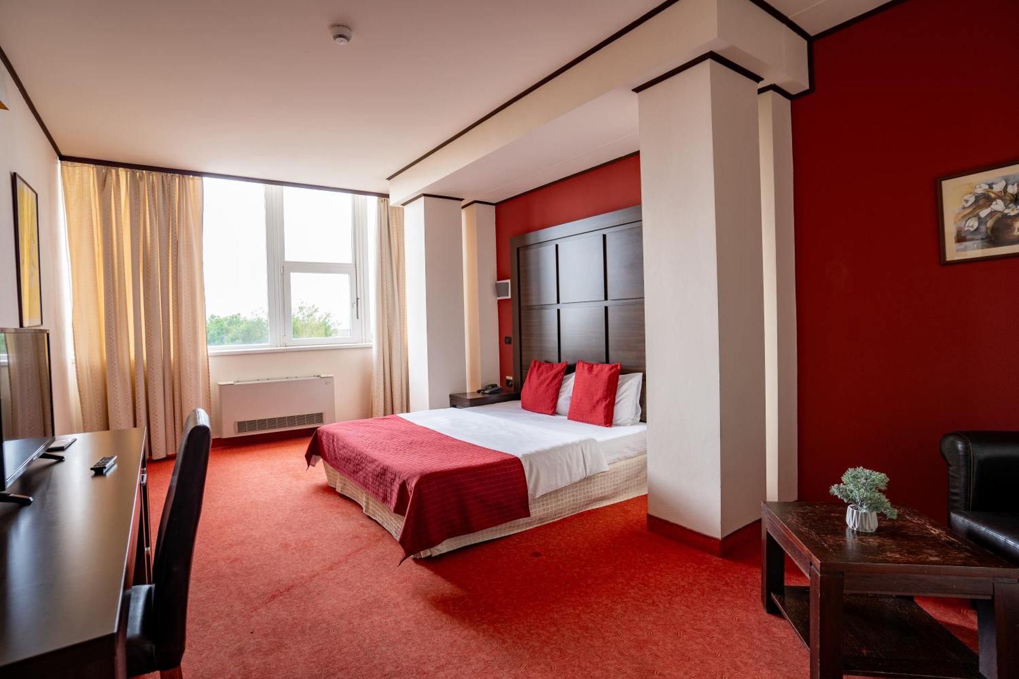 Hotel Aurelia Chisoda Экстерьер фото