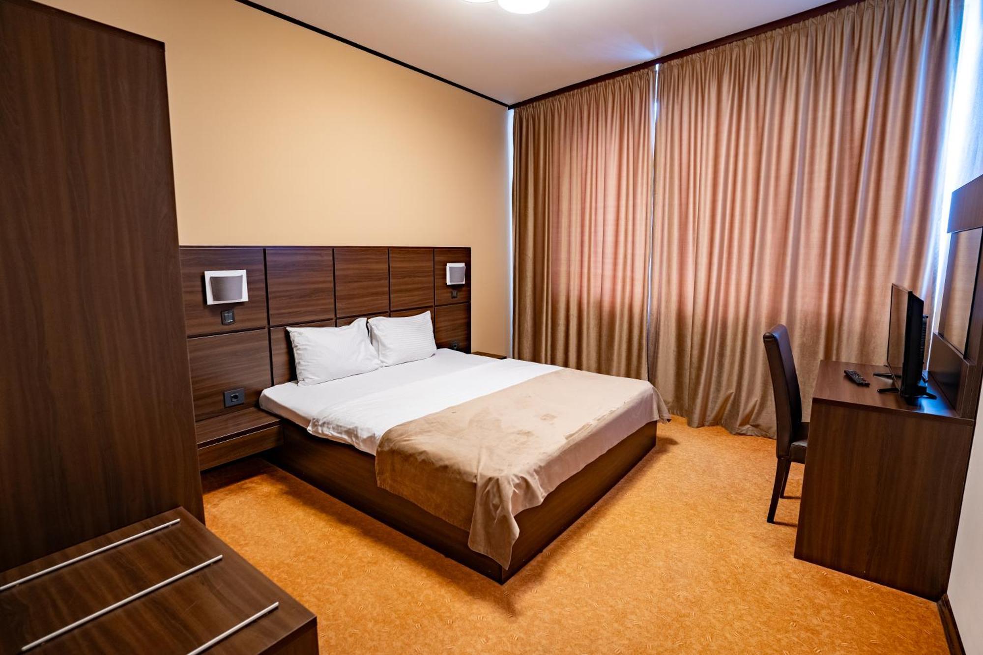 Hotel Aurelia Chisoda Экстерьер фото