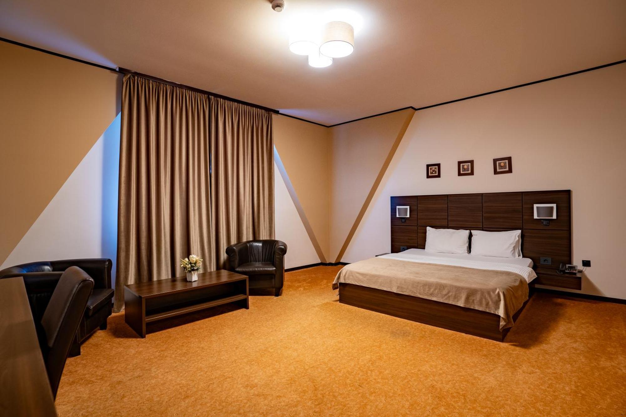 Hotel Aurelia Chisoda Экстерьер фото