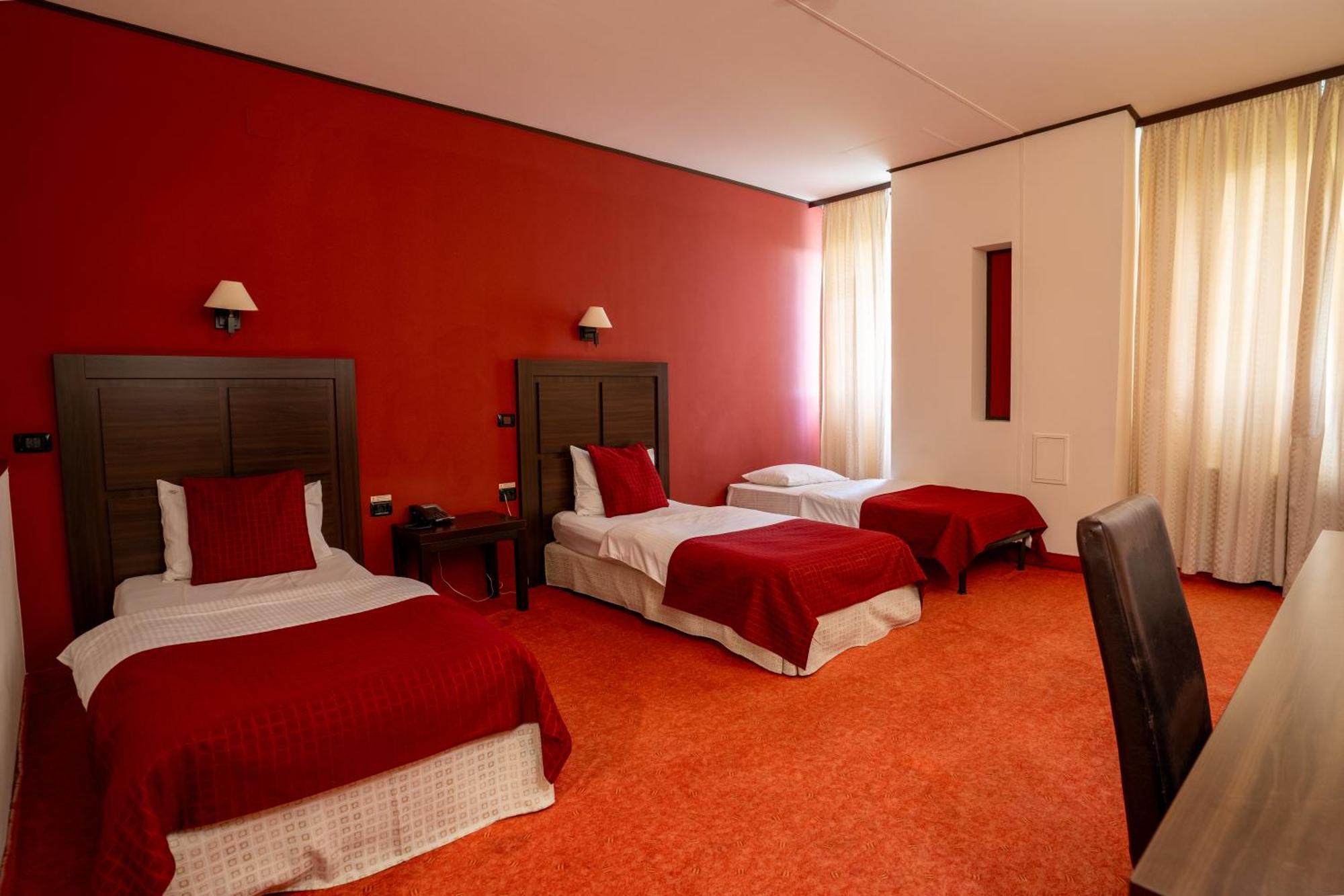 Hotel Aurelia Chisoda Экстерьер фото