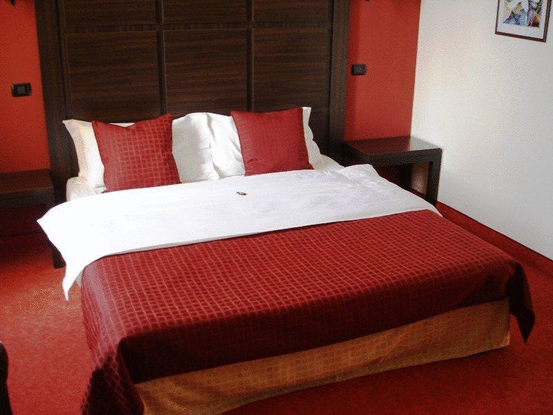 Hotel Aurelia Chisoda Экстерьер фото